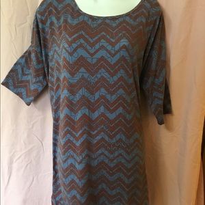 Lularoe Irma top
